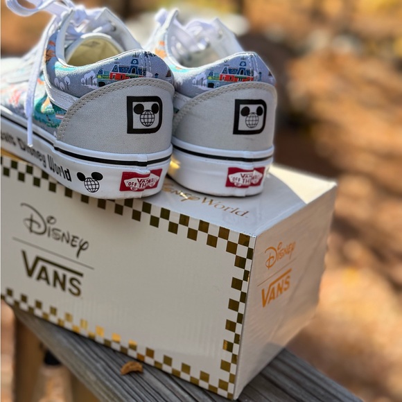 Vans Old Skool Disney Park Map Grey/White Women's Shoes - Picture 6 of 10